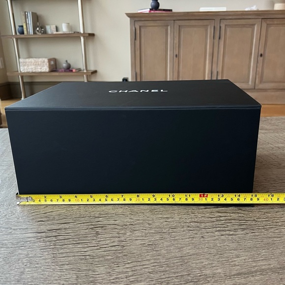 Authentic Chanel Large Magnetic Box Gift Set - Picture 10 of 15